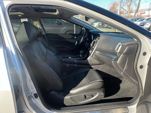 Used 2019 Nissan Maxima Platinum w/ Illumination Package image 31