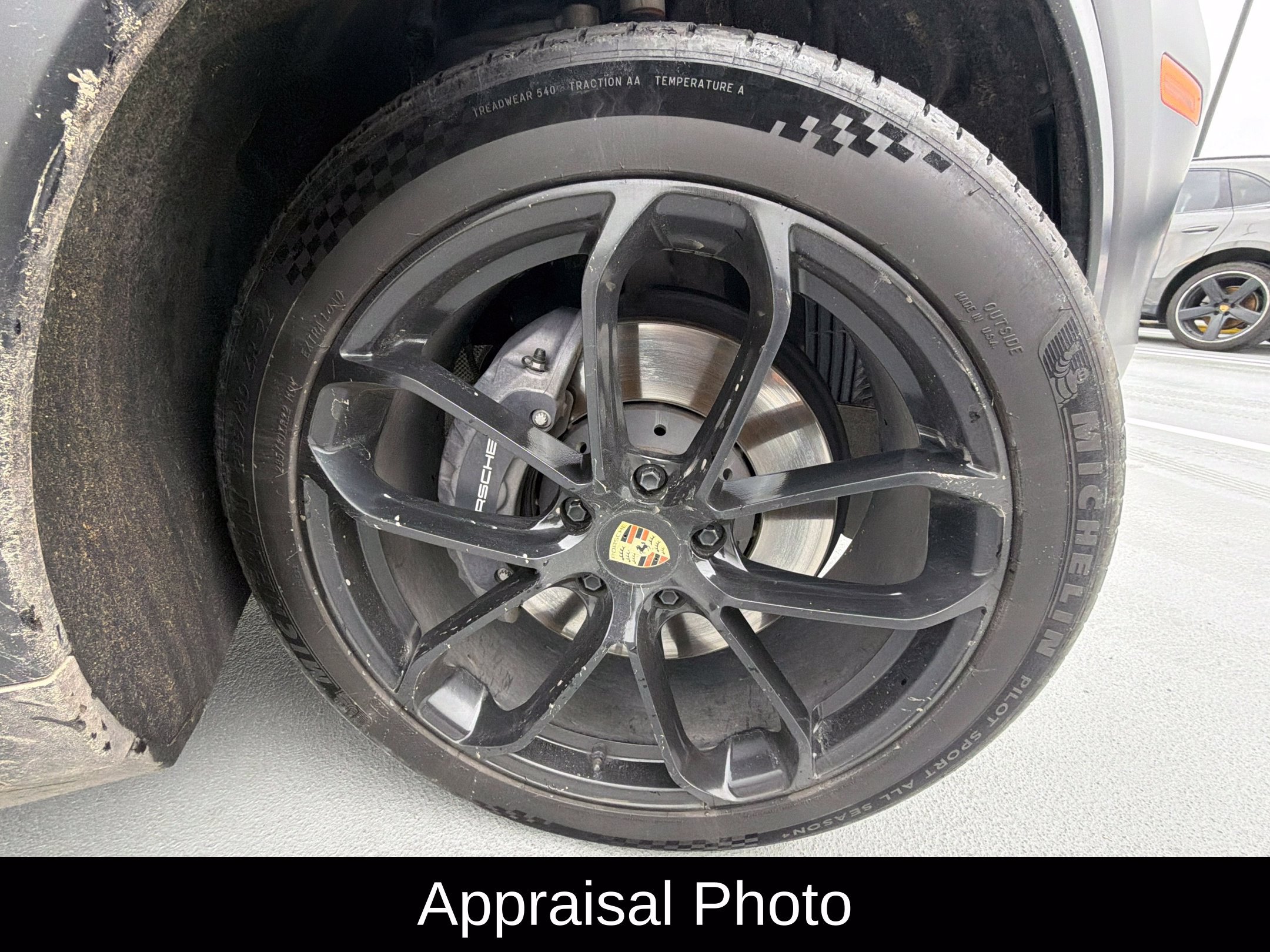 Certified 2024 Porsche Cayenne Coupe AWD/4WD image 23