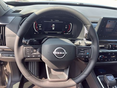 New 2026 Nissan Pathfinder SL AWD/4WD image 16