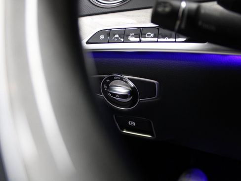 Used 2015 Mercedes-Benz S 550 4MATIC Sedan image 39