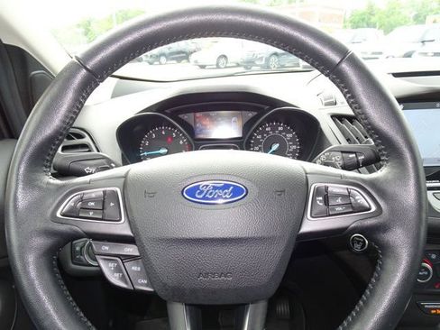 Used 2018 Ford Escape Titanium AWD/4WD image 22