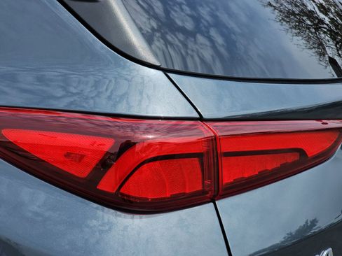 Used 2022 Hyundai Kona Limited FWD image 39
