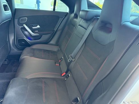 Used 2021 Mercedes-Benz CLA 35 AMG 4MATIC image 17
