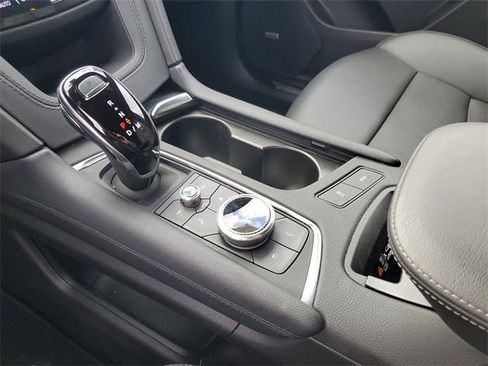 Used 2025 Cadillac XT5 Premium Luxury image 22