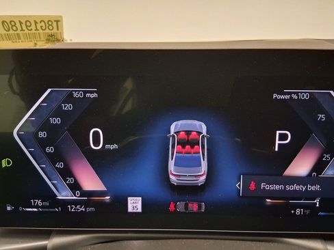 New 2026 BMW 330i Sedan w/ Convenience Package image 18