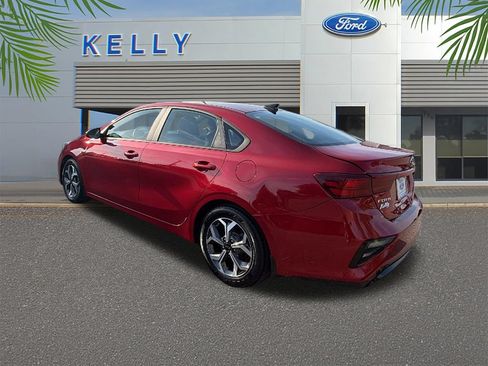 Used 2021 Kia Forte LXS FWD image 3