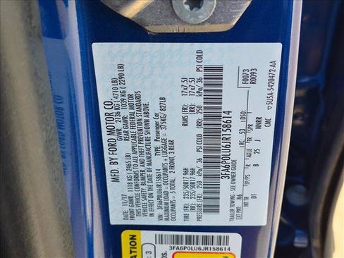 Used 2018 Ford Fusion SE FWD image 24