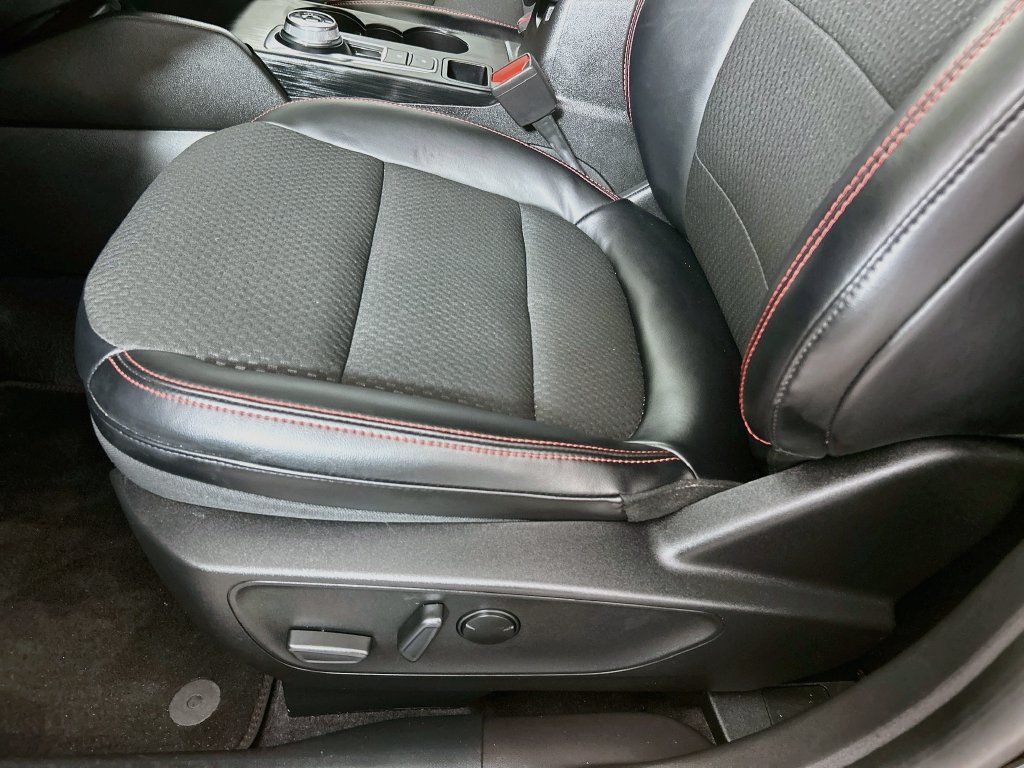 Certified 2023 Ford Escape ST-Line w/ Tech Pack #1 AWD/4WD image 20