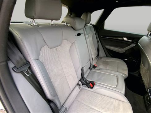 Used 2022 Audi SQ5 Premium Plus AWD/4WD image 19