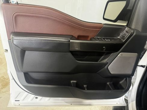 Used 2021 Ford F150 Lariat w/ Equipment Group 502A High AWD/4WD image 16