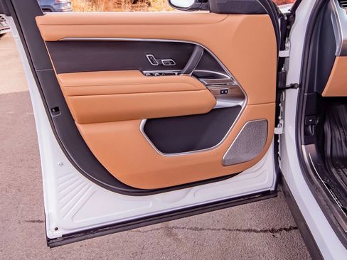 New 2025 Land Rover Range Rover Autobiography image 34