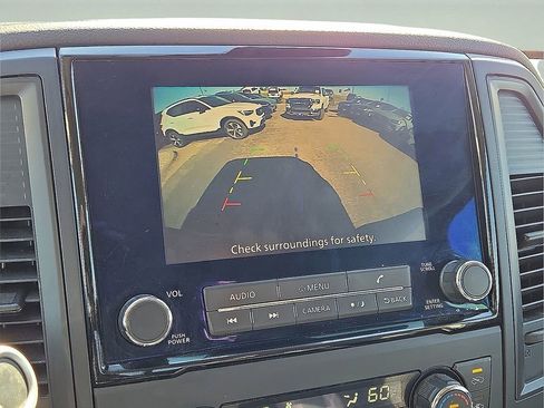 Used 2024 Nissan Titan SV w/ SV Convenience Package image 29