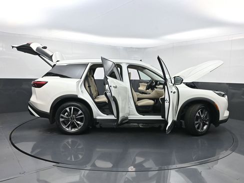 Used 2023 INFINITI QX60 Luxe w/ Performance Audio Package FWD image 40