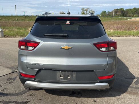 Used 2025 Chevrolet TrailBlazer LT FWD image 4