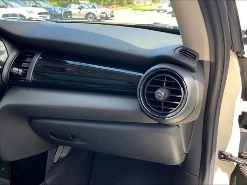 Used 2019 MINI Cooper S w/ Signature Upholstery Package image 16