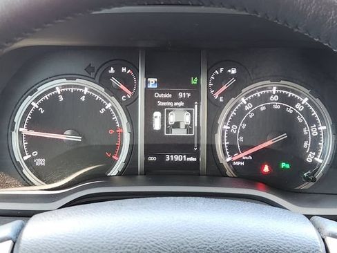 Certified 2024 Toyota 4Runner Limited AWD/4WD image 14