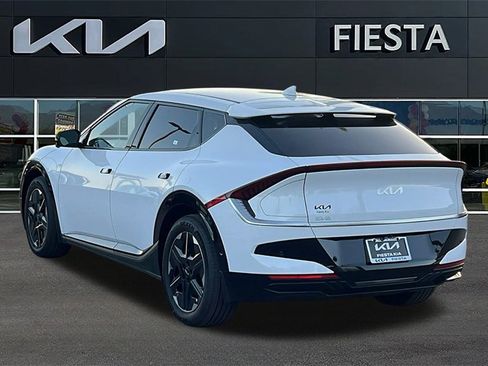New 2025 Kia EV6 Wind image 3