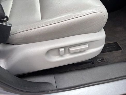 Used 2016 Honda Pilot Touring image 40