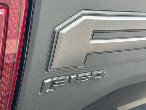 Used 2019 Ford F150 Raptor w/ Equipment Group 802A Luxury AWD/4WD image 6