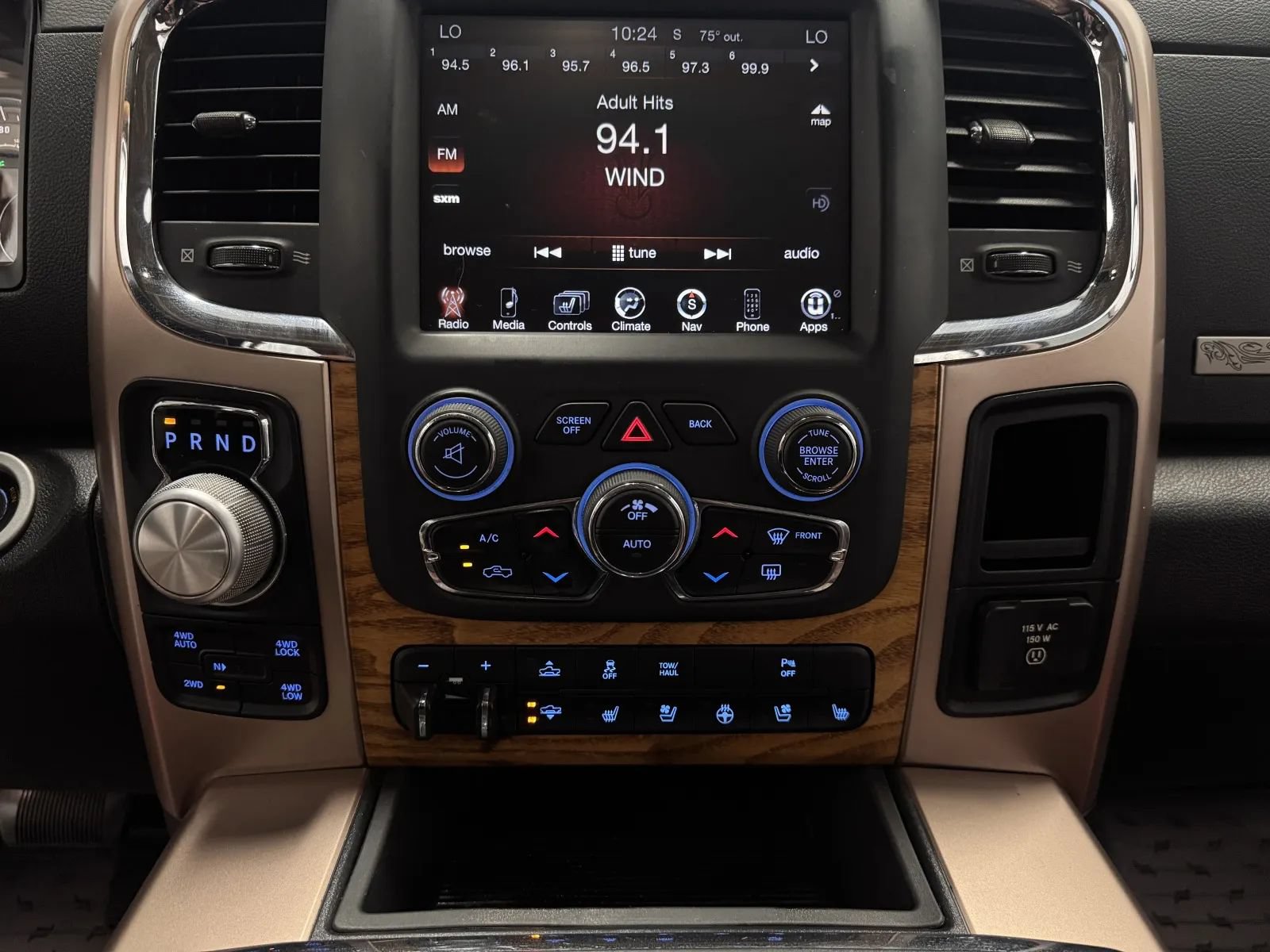 Used 2013 RAM 1500 Laramie Longhorn w/ Convenience Group AWD/4WD image 33