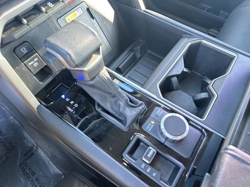 Used 2022 Toyota Tundra Limited image 26