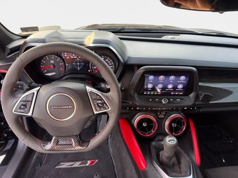 Used 2021 Chevrolet Camaro ZL1 RWD image 14