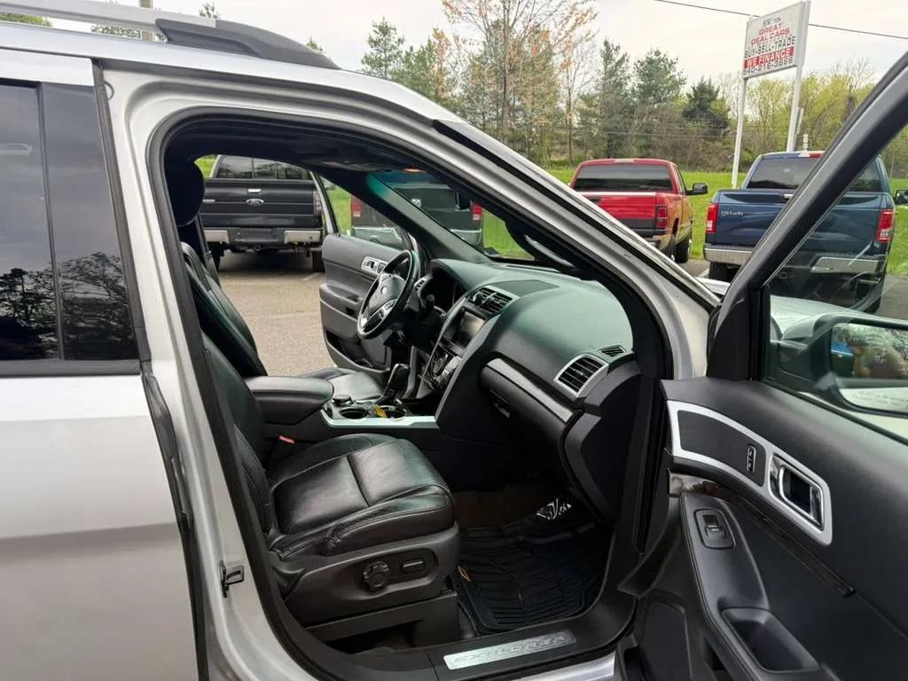 Used 2013 Ford Explorer Limited AWD/4WD image 18