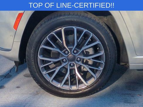 Certified 2024 Jeep Grand Cherokee L Summit image 10