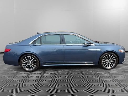 Used 2018 Lincoln Continental Select w/ Continental Climate Package AWD/4WD image 8