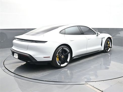 Used 2020 Porsche Taycan Turbo S image 23