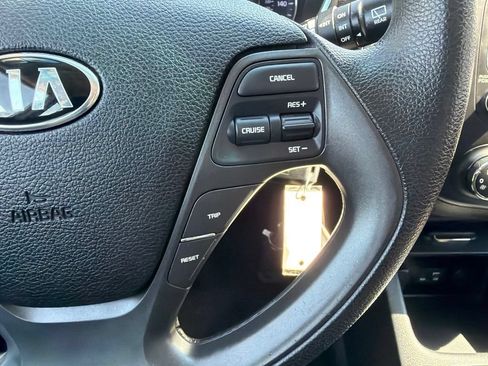 Used 2016 Kia Forte LX FWD image 24