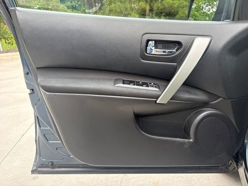 Used 2015 Nissan Rogue S w/ Convenience Package FWD image 13