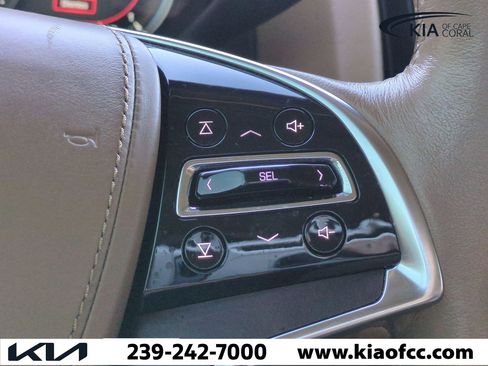 Used 2016 Cadillac Escalade Platinum image 29