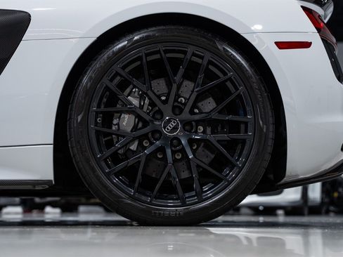 Used 2018 Audi R8 V10 plus AWD/4WD image 40