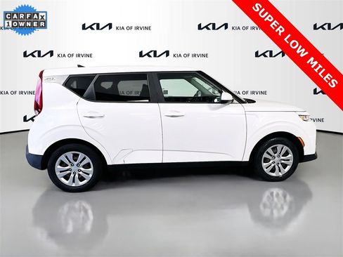 Certified 2021 Kia Soul LX image 9