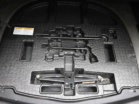 Certified 2025 Toyota Camry SE w/ Convenience Package FWD image 23