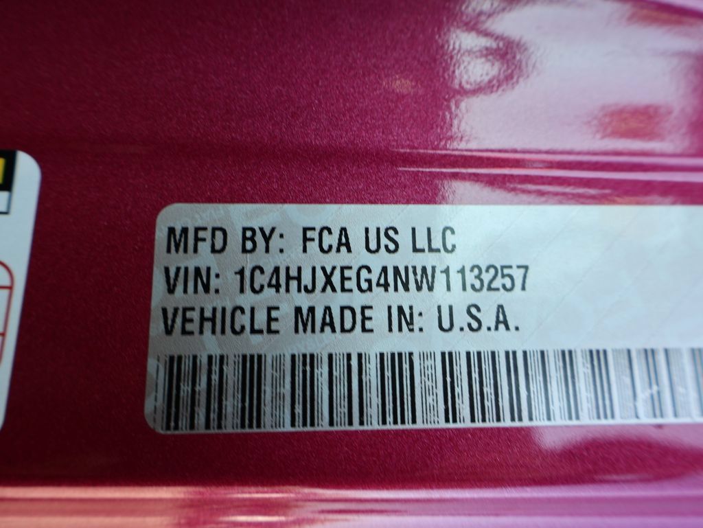 Used 2022 Jeep Wrangler Unlimited Sahara w/ LED Lighting Group AWD/4WD image 36