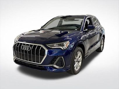 Certified 2025 Audi Q3 2.0T Premium w/ Convenience Package