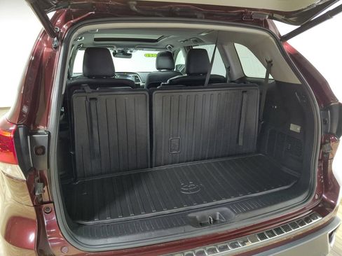 Used 2019 Toyota Highlander Limited Platinum AWD/4WD image 56