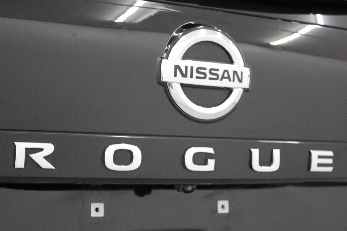 Used 2021 Nissan Rogue SL FWD image 31