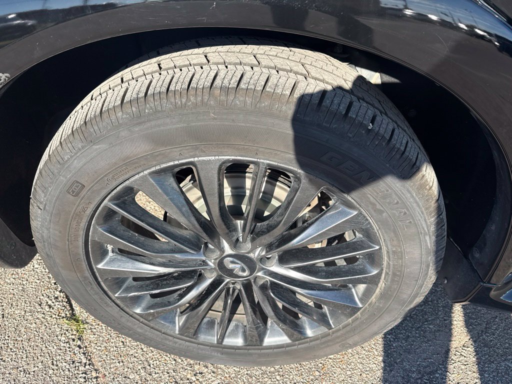 Used 2020 INFINITI QX80 Luxe w/ Edition 30 Package RWD image 7