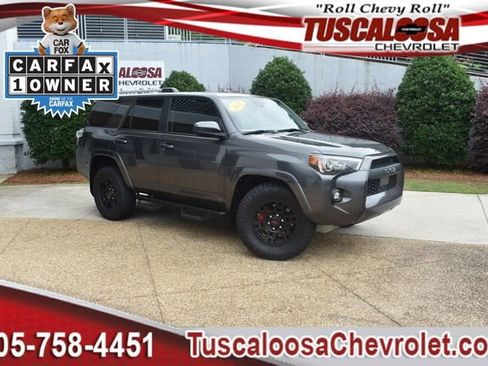 Used 2022 Toyota 4Runner SR5 RWD image 1