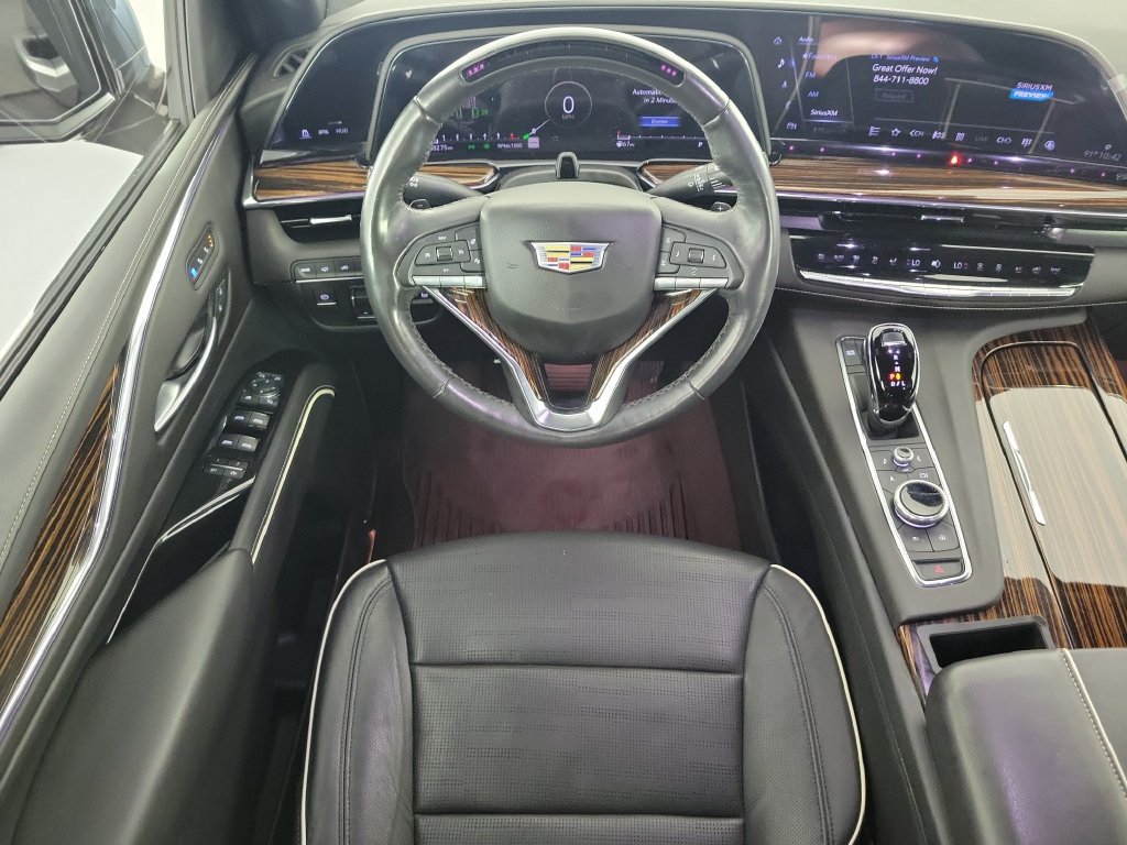 Used 2023 Cadillac Escalade ESV Premium Luxury w/ Performance Package RWD image 17