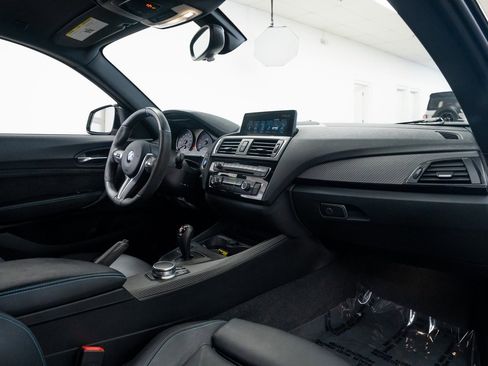 Used 2017 BMW M2 image 22