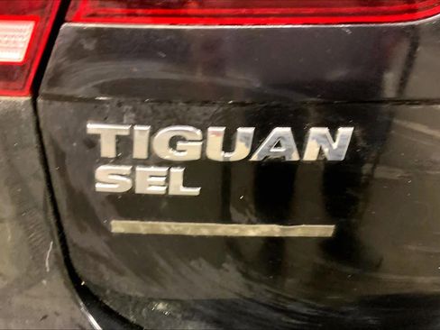 Used 2020 Volkswagen Tiguan SEL image 9