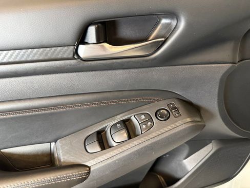 Used 2022 Nissan Altima 2.5 SR image 19