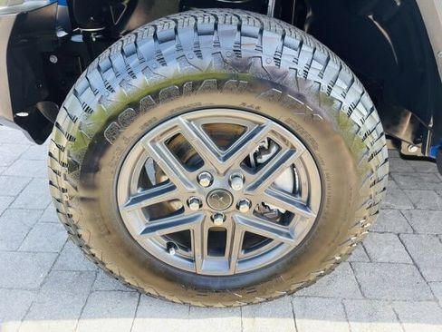 Used 2026 Jeep Wrangler Unlimited Sport AWD/4WD image 32
