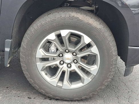 Used 2024 Chevrolet Silverado 1500 High Country AWD/4WD image 8