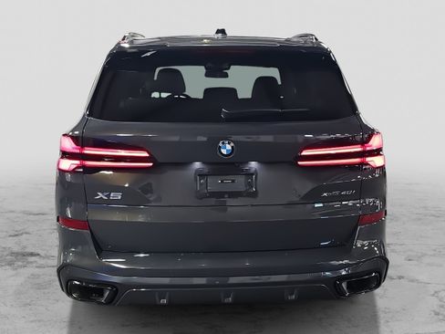 Used 2025 BMW X5 xDrive40i w/ M Sport Package image 6