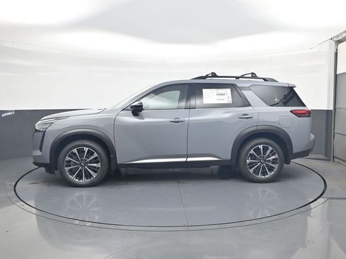 New 2026 Nissan Pathfinder Platinum AWD/4WD image 7